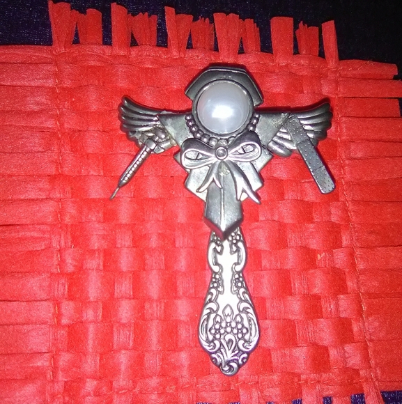 Hand Crafted Jewelry - Vintage angel nurse handcrafted broach